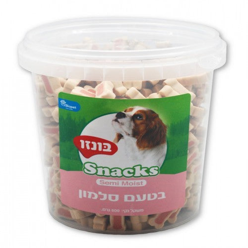 איך בוחרים חטיפי אילוף לכלבים – כמה לתת ואיך משתמשים בהם נכון באימון